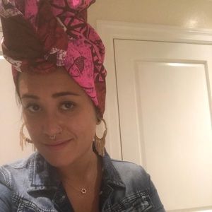 Meet your Posher, Makalani